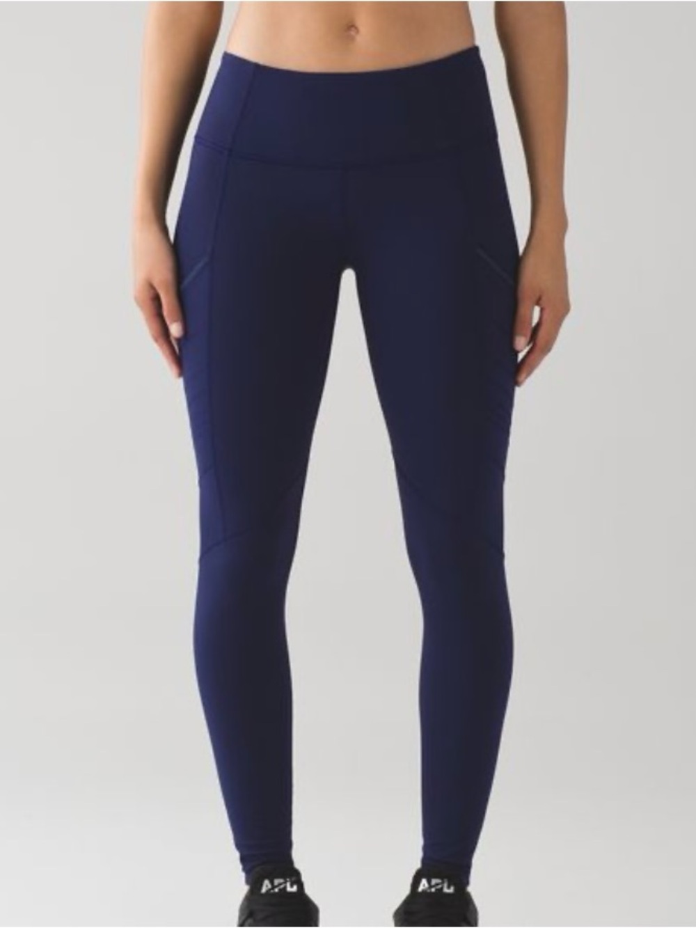 *like new* Lululemon Fresh Tracks in Hero Blue